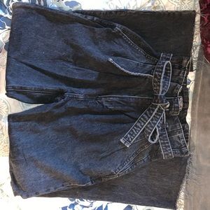 Abercrombie Mom Jeans